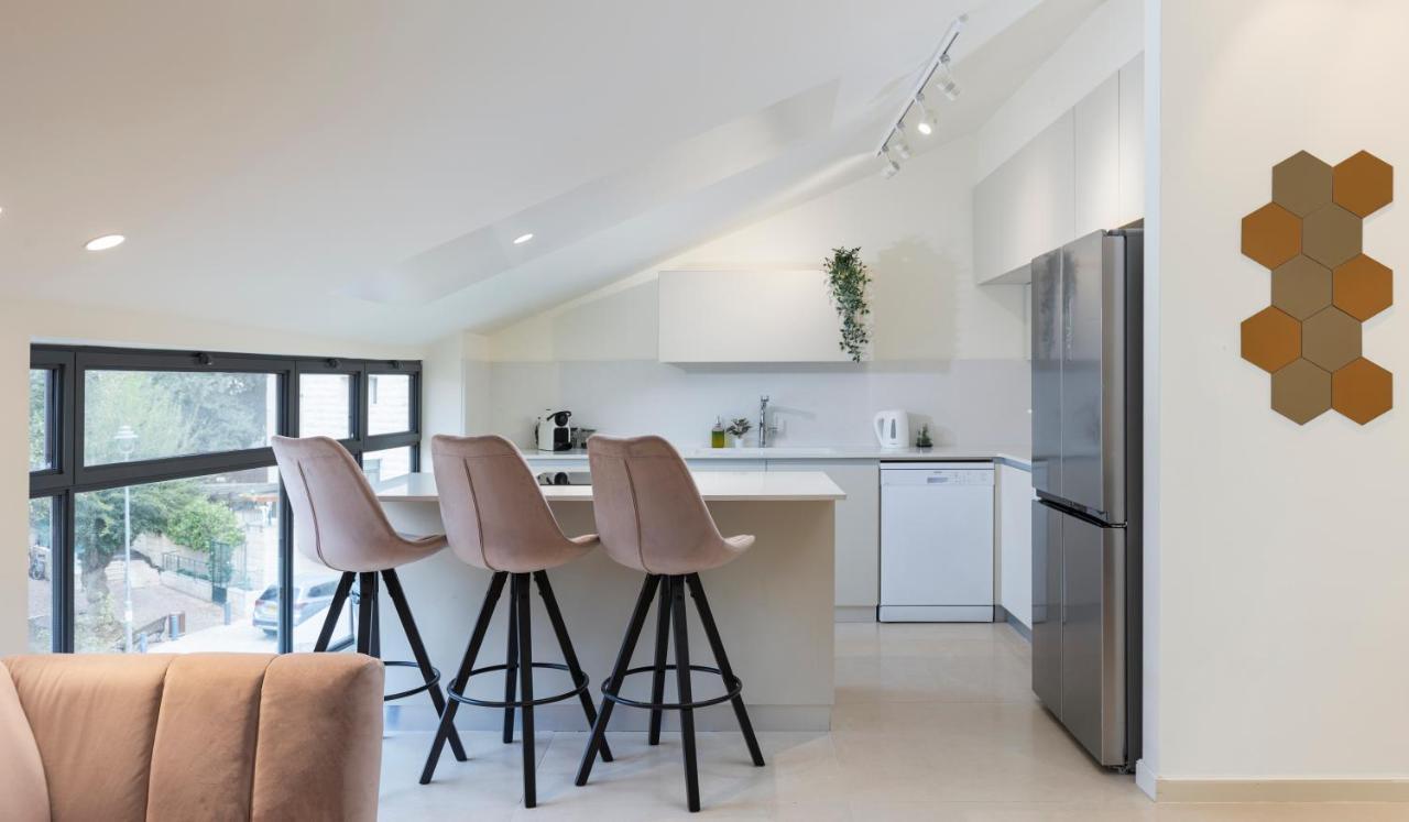 The Pearl Of Nachlaot Apartments エルサレム エクステリア 写真