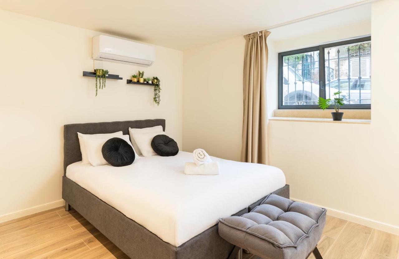 The Pearl Of Nachlaot Apartments エルサレム エクステリア 写真