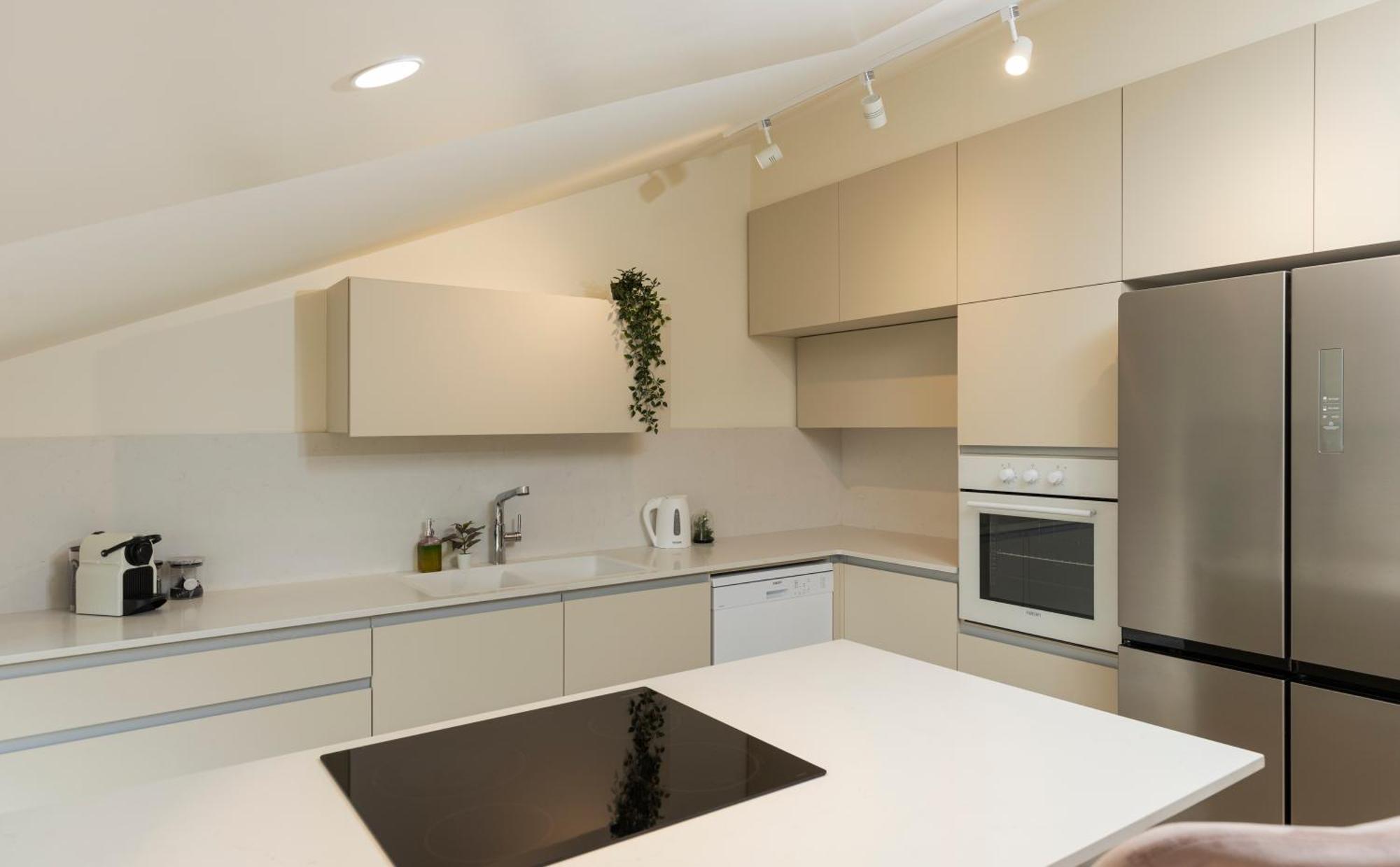 The Pearl Of Nachlaot Apartments エルサレム 部屋 写真