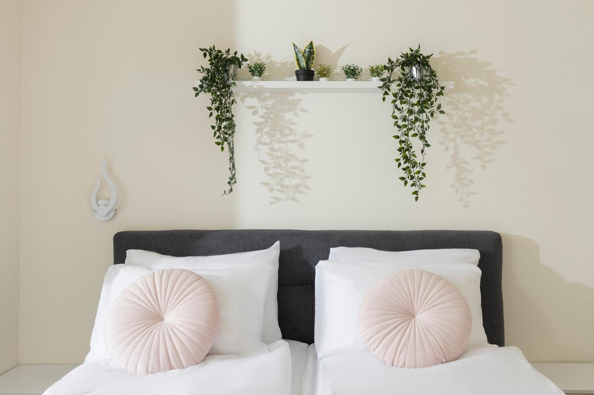 The Pearl Of Nachlaot Apartments エルサレム 部屋 写真