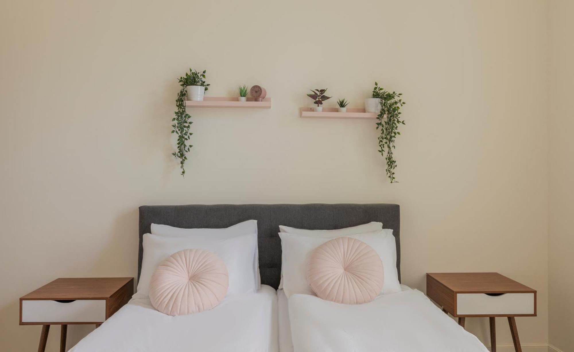 The Pearl Of Nachlaot Apartments エルサレム 部屋 写真
