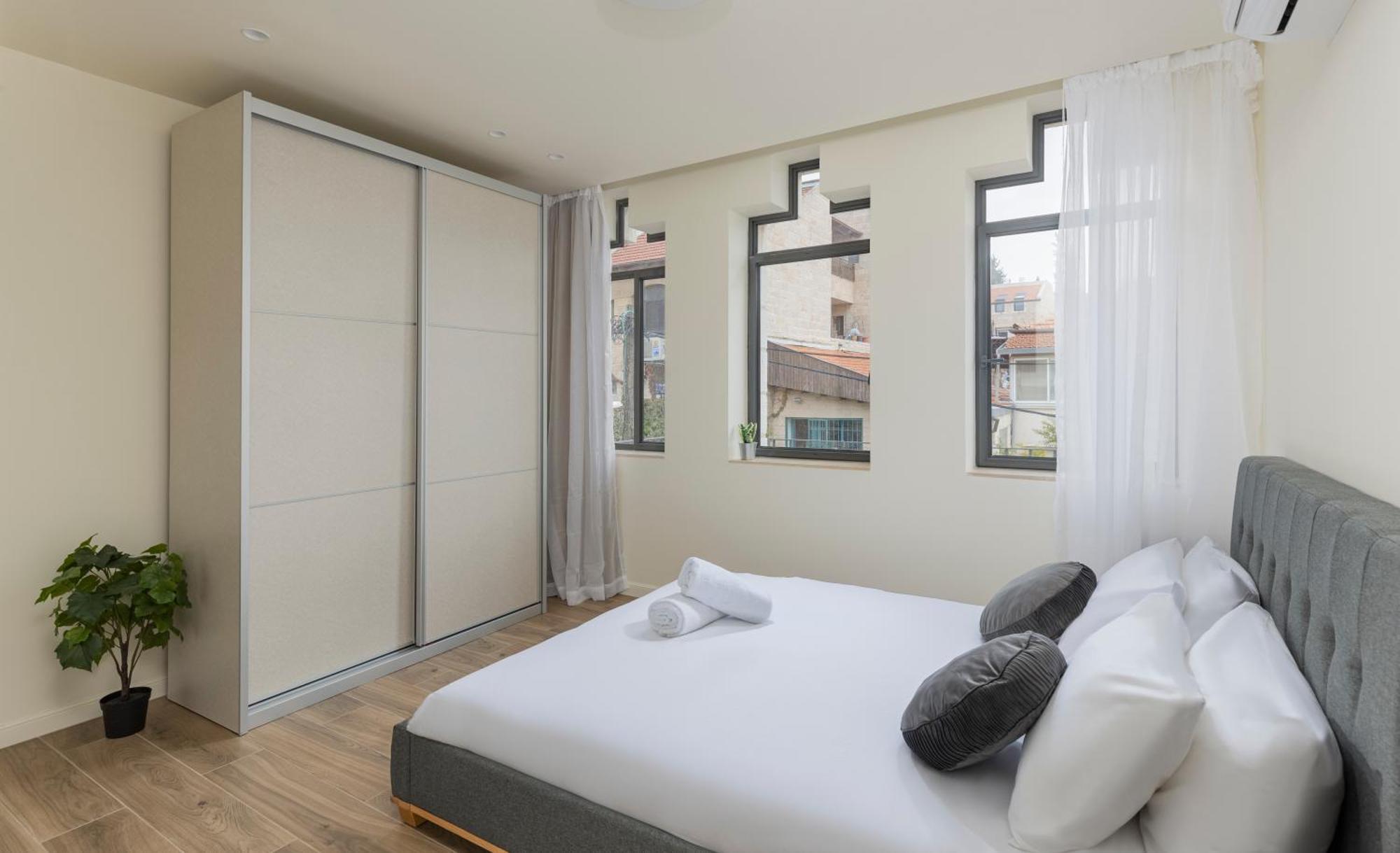 The Pearl Of Nachlaot Apartments エルサレム 部屋 写真